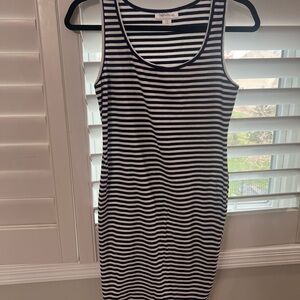 Striped ribbed Black and White tank dress. Fitted. Motherhood maternity. Size M